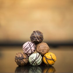 Romkugler fra Nr. by - Blandet kasse 15 stk.