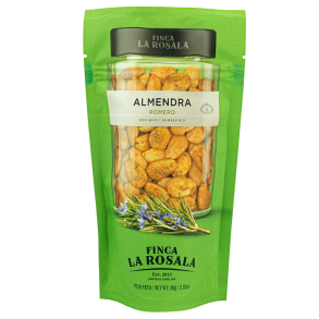 Ristede afskallede Valencia mandler med rosmarin