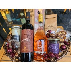 Gavekurv med lidt af det hele