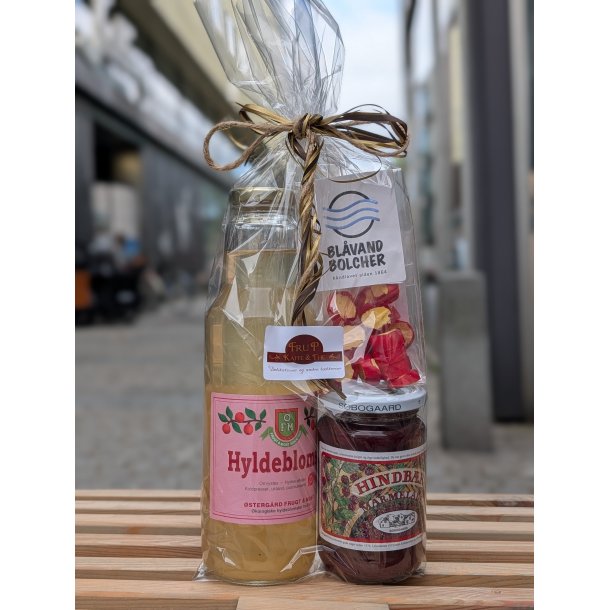 Gave med �kologisk saft, marmelade og bolcher