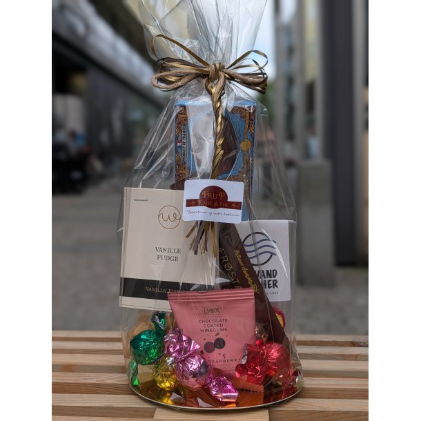 Gave med fudge, lakridskonfekt og chokolade